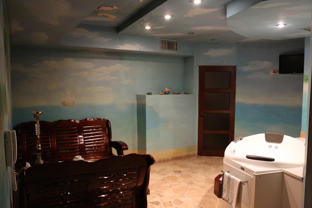 Motel Acapulco Erevan Exterior foto