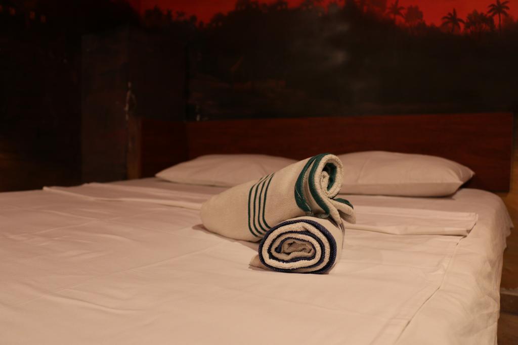 Motel Acapulco Erevan Exterior foto